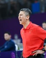 媒体人：教练言辞足够激烈 能在嘈杂现场给运动员带来力量